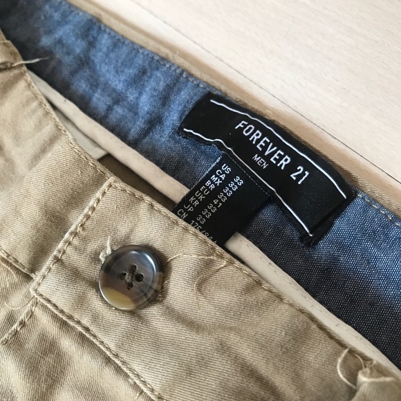Forever 21 Khakis Pants - Picture 4 of 4